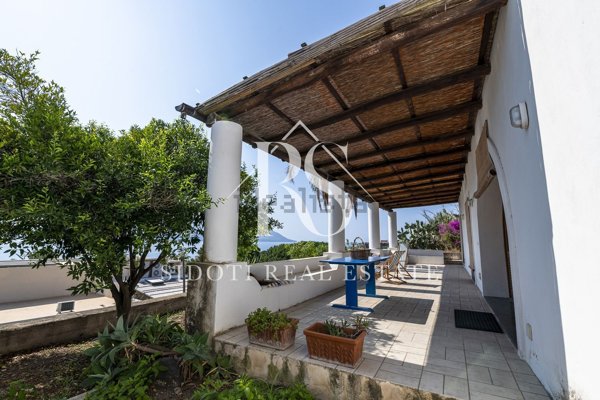 appartamento in vendita a Santa Marina Salina