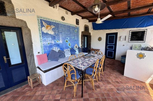 appartamento in vendita a Santa Marina Salina