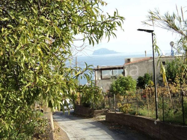terreno agricolo in vendita a Santa Marina Salina