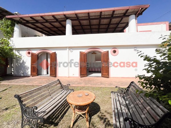 casa indipendente in vendita a Santa Marina Salina in zona Lingua