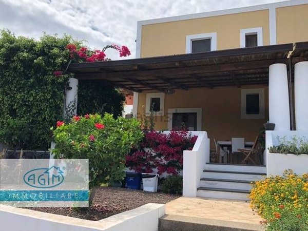 appartamento in vendita a Santa Marina Salina in zona Lingua