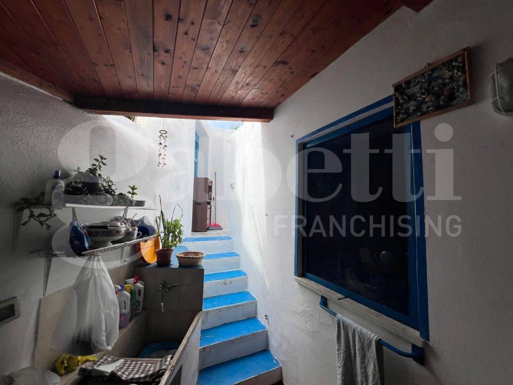 appartamento in vendita a Santa Marina Salina