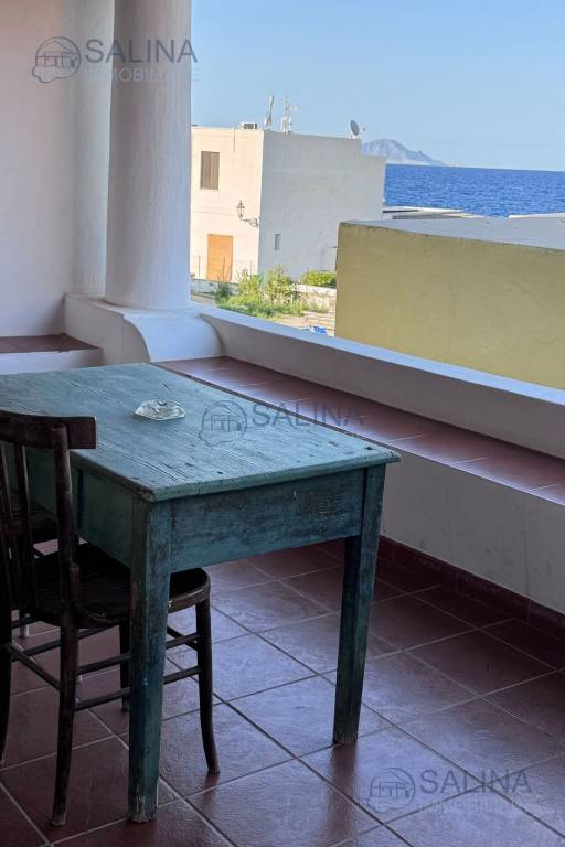 casa indipendente in vendita a Santa Marina Salina in zona Lingua