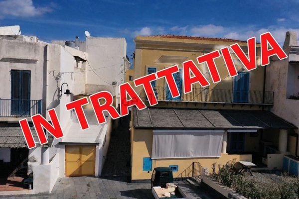 casa indipendente in vendita a Santa Marina Salina in zona Lingua