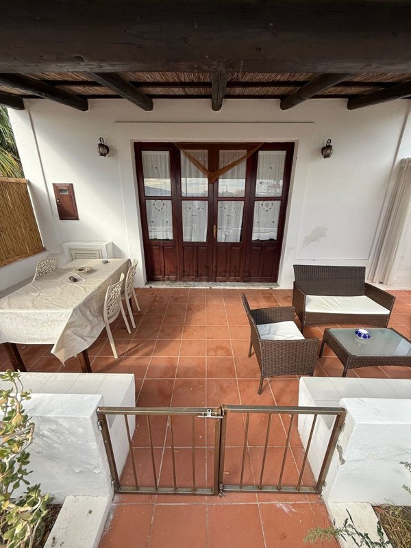 casa indipendente in vendita a Santa Marina Salina in zona Lingua