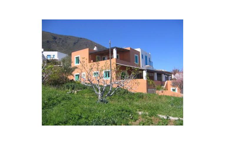 casa indipendente in vendita a Santa Marina Salina in zona Lingua