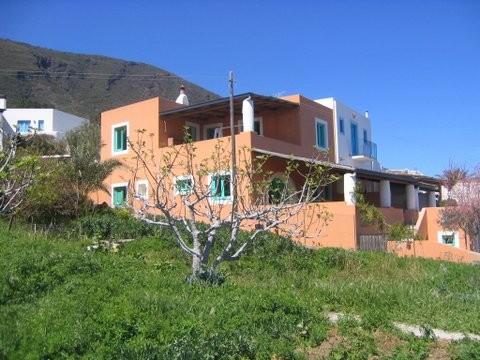 casa indipendente in vendita a Santa Marina Salina in zona Lingua