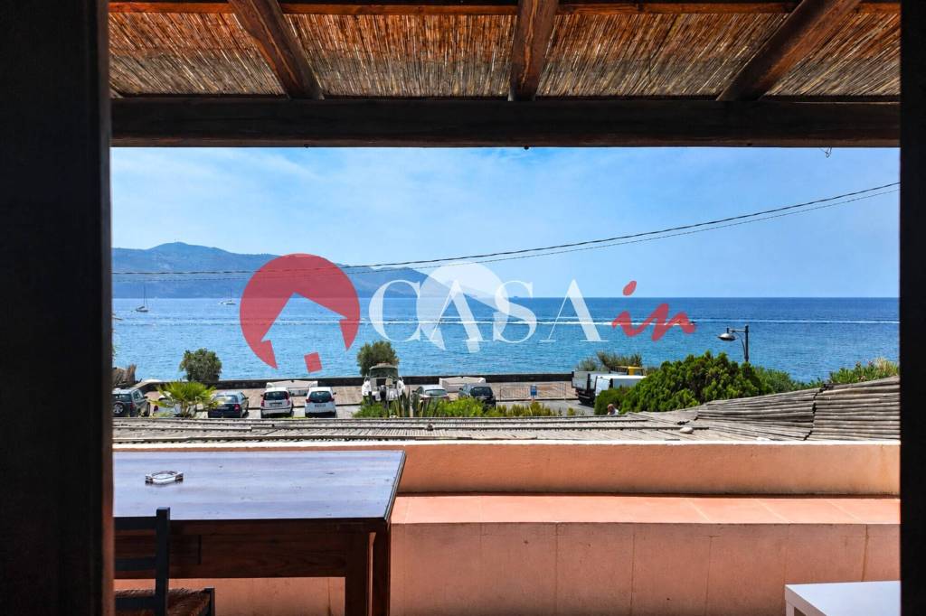 casa indipendente in vendita a Santa Marina Salina in zona Lingua
