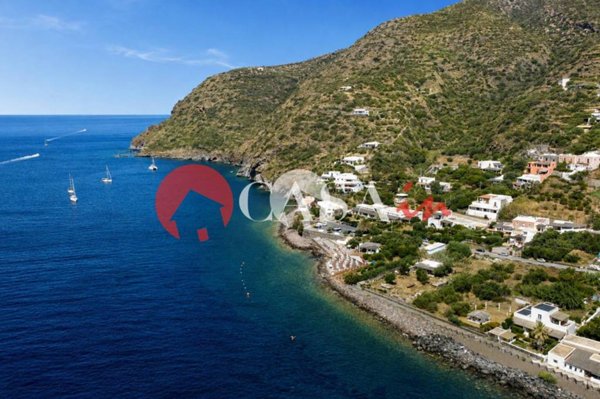 casa indipendente in vendita a Santa Marina Salina in zona Lingua