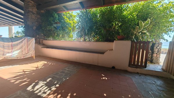 appartamento in vendita a Santa Marina Salina in zona Lingua