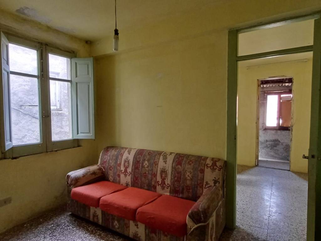 quadrivano in vendita a Sant'Angelo di Brolo in zona Pozzo Danile