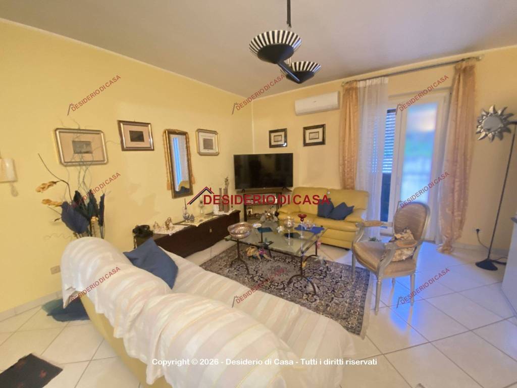 appartamento in vendita a Sant'Angelo di Brolo in zona Gesù e Maria