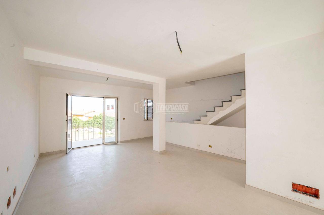 casa indipendente in vendita a Santa Teresa di Riva