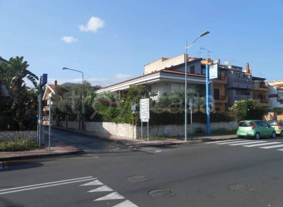 appartamento in vendita a Santa Teresa di Riva