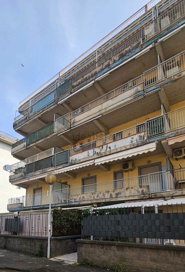 appartamento in vendita a Santa Teresa di Riva