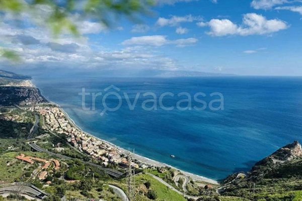 appartamento in vendita a Santa Teresa di Riva