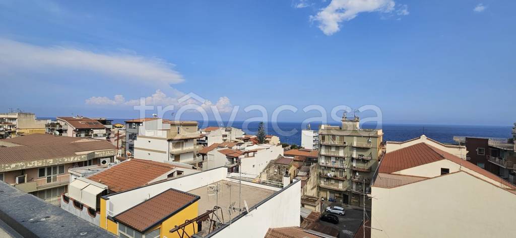 appartamento in vendita a Santa Teresa di Riva