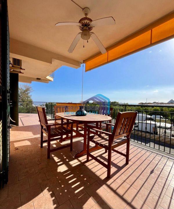 appartamento in vendita a Santa Teresa di Riva