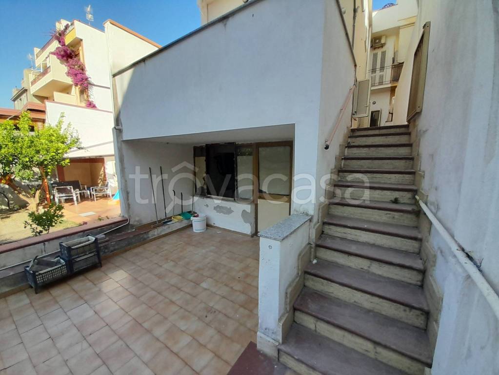 appartamento in vendita a Santa Teresa di Riva