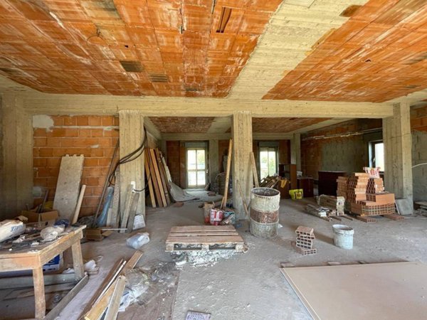 casa indipendente in vendita a Santa Teresa di Riva