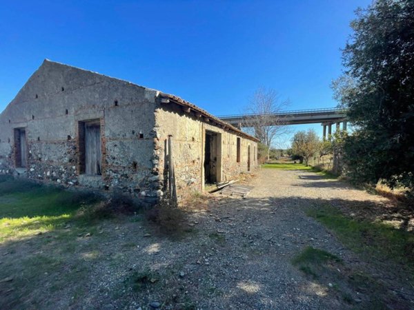 terreno agricolo in vendita a Santa Teresa di Riva