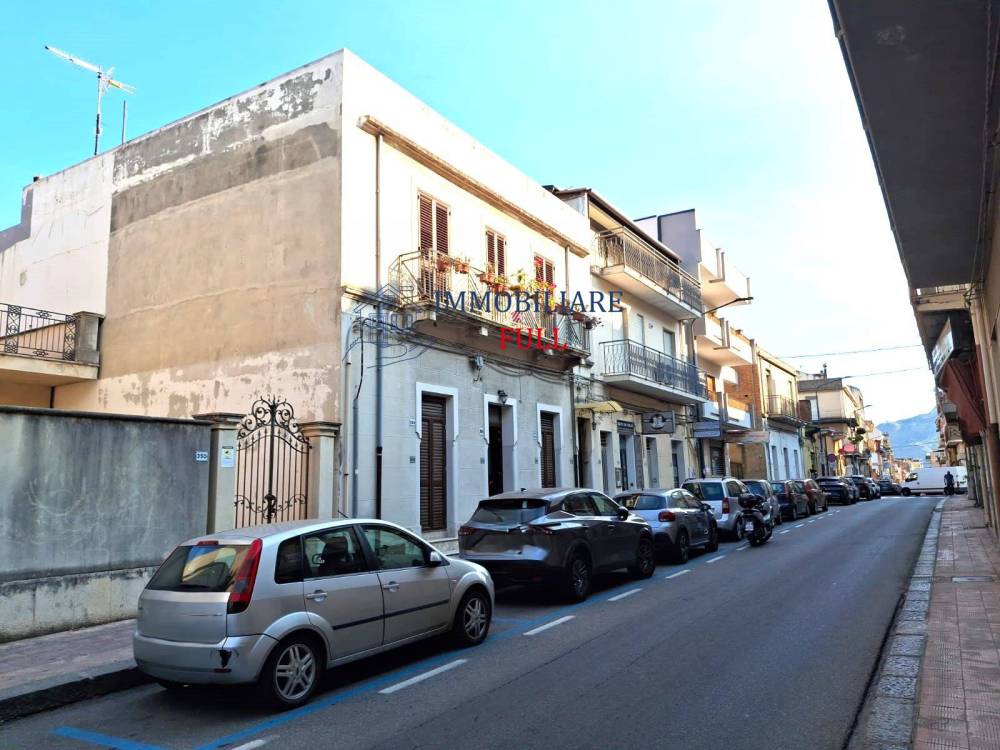 appartamento in vendita a Santa Teresa di Riva