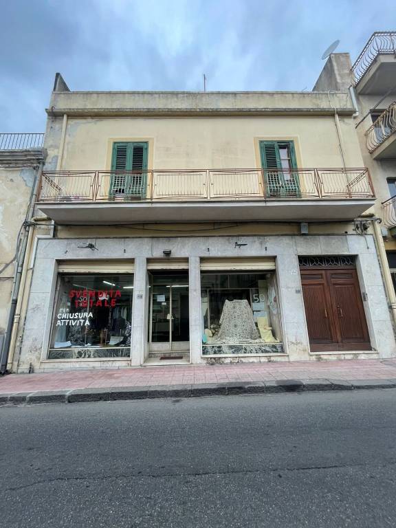 casa indipendente in vendita a Santa Teresa di Riva