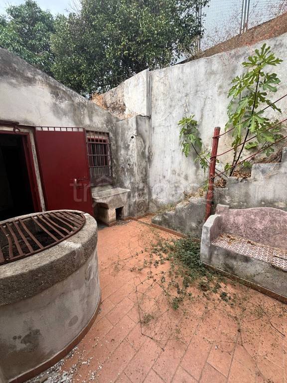 casa indipendente in vendita a Santa Teresa di Riva