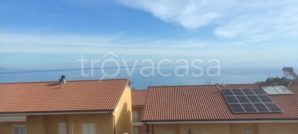 casa indipendente in vendita a Santa Teresa di Riva