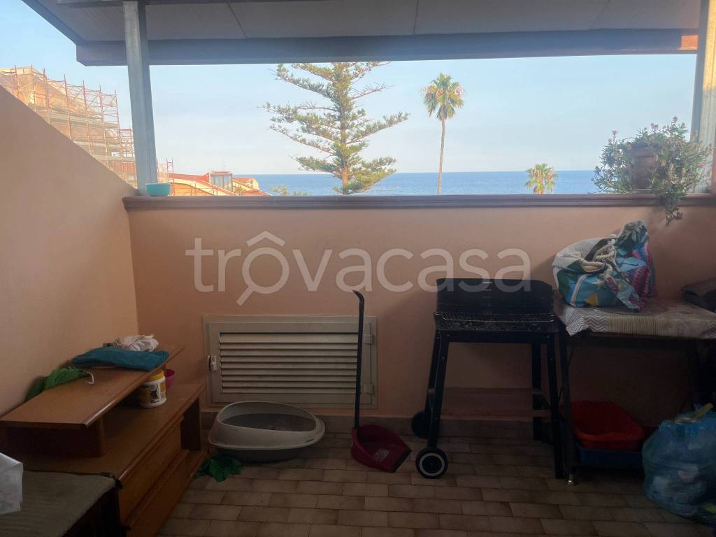 appartamento in vendita a Santa Teresa di Riva