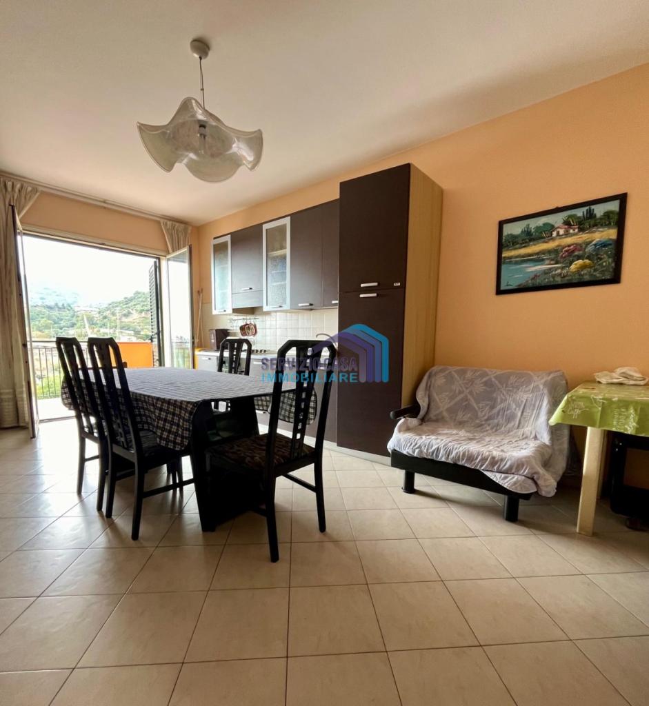 appartamento in vendita a Santa Teresa di Riva