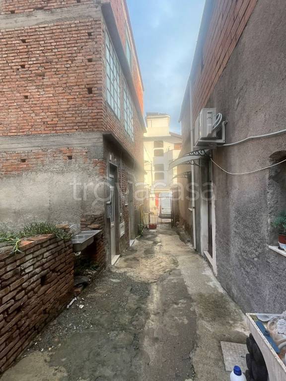 casa indipendente in vendita a Santa Teresa di Riva