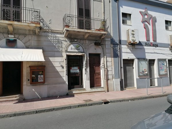 ufficio in vendita a Santa Teresa di Riva