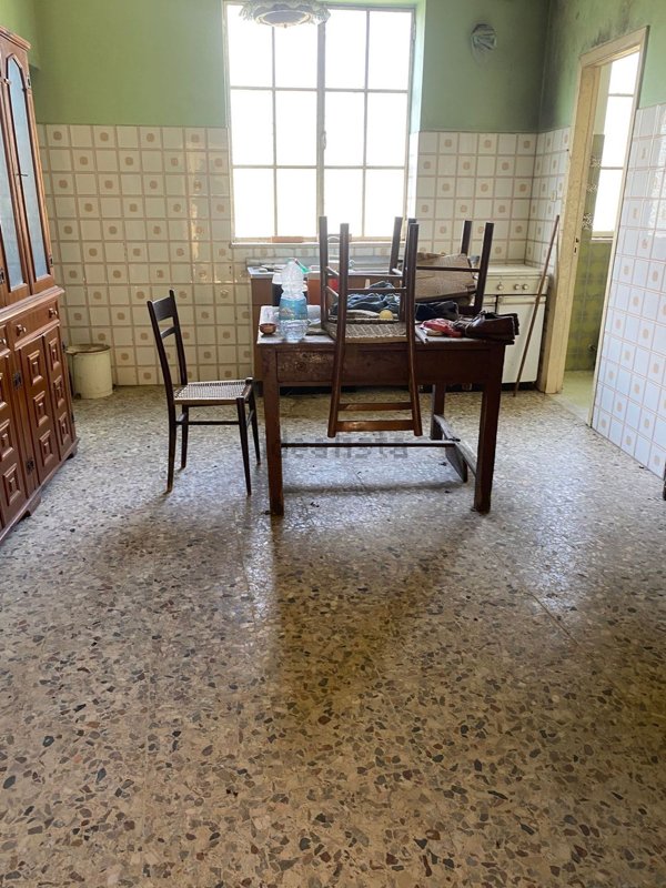 casa indipendente in vendita a Santa Teresa di Riva