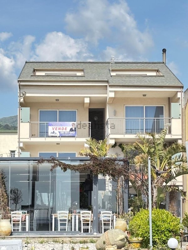 appartamento in vendita a Santa Teresa di Riva