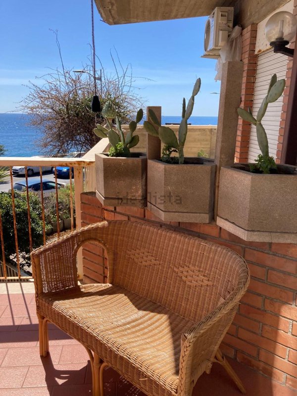 appartamento in vendita a Santa Teresa di Riva