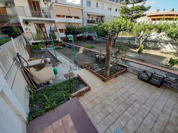 appartamento in vendita a Santa Teresa di Riva