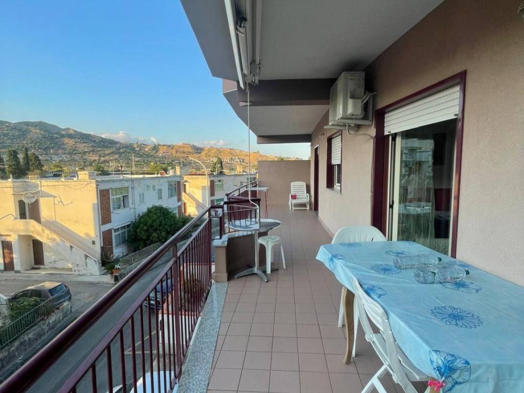 appartamento in vendita a Santa Teresa di Riva