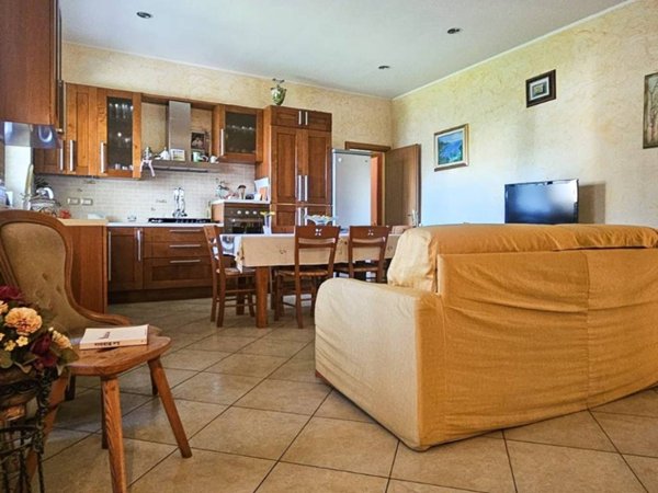 casa indipendente in vendita a Santa Teresa di Riva