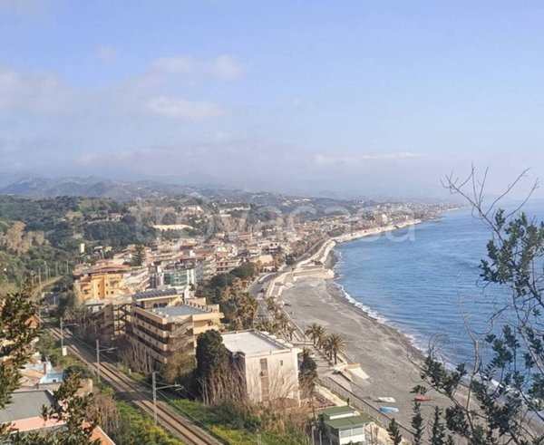 appartamento in vendita a Santa Teresa di Riva