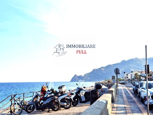 appartamento in vendita a Santa Teresa di Riva