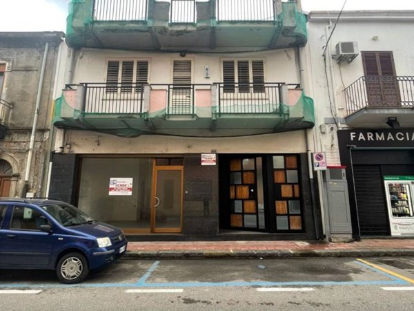 casa indipendente in vendita a Santa Teresa di Riva