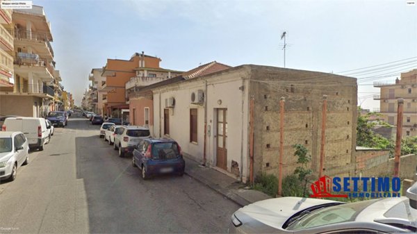 casa indipendente in vendita a Santa Teresa di Riva