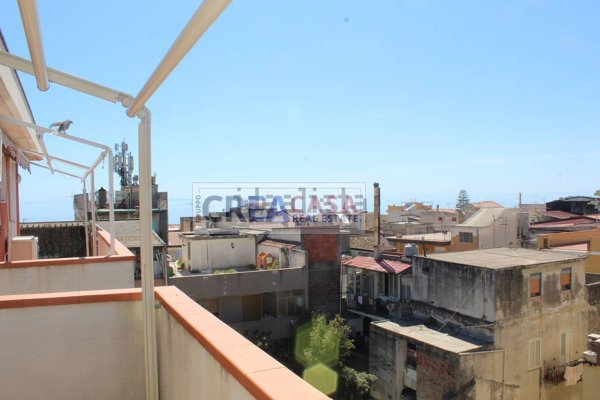 appartamento in vendita a Santa Teresa di Riva