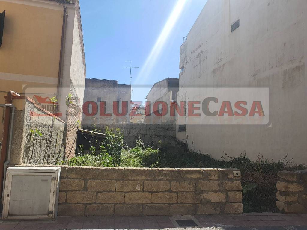 casa indipendente in vendita a Santa Teresa di Riva