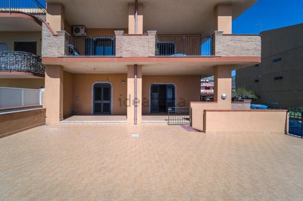 appartamento in vendita a Santa Teresa di Riva