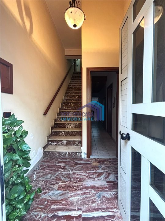 intera palazzina in vendita a Santa Teresa di Riva