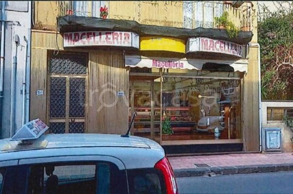 negozio in vendita a Santa Teresa di Riva