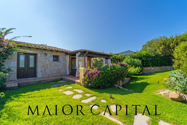 casa indipendente in vendita a San Teodoro(ME)