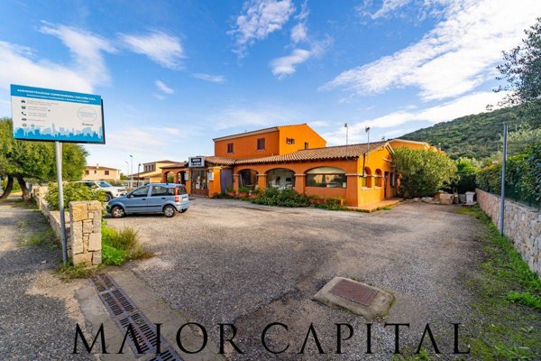 casa indipendente in vendita a San Teodoro(ME)